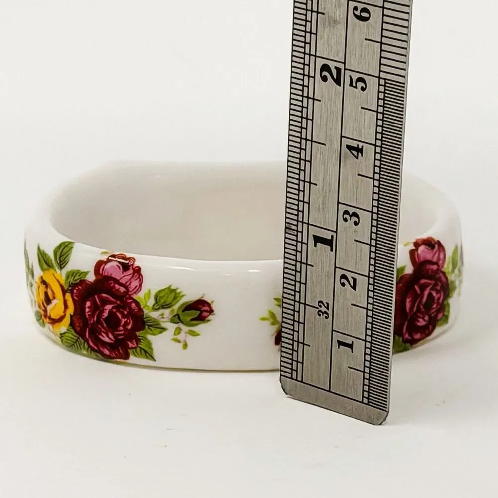 Unbranded charming vintage